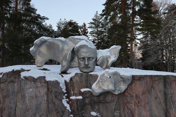Où apprendre les techniques de la sculpture sur glace en Finlande?